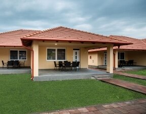 Apartmanh&aacute;z