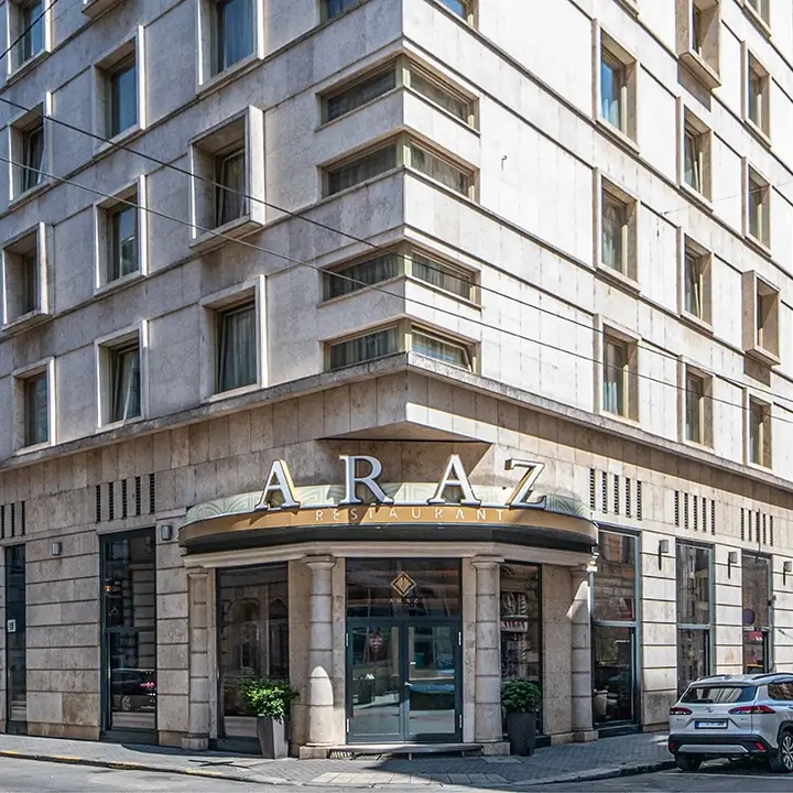 Araz Restaurant in the city center