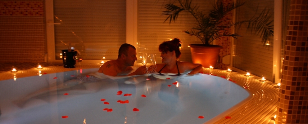Romantic wellness offers