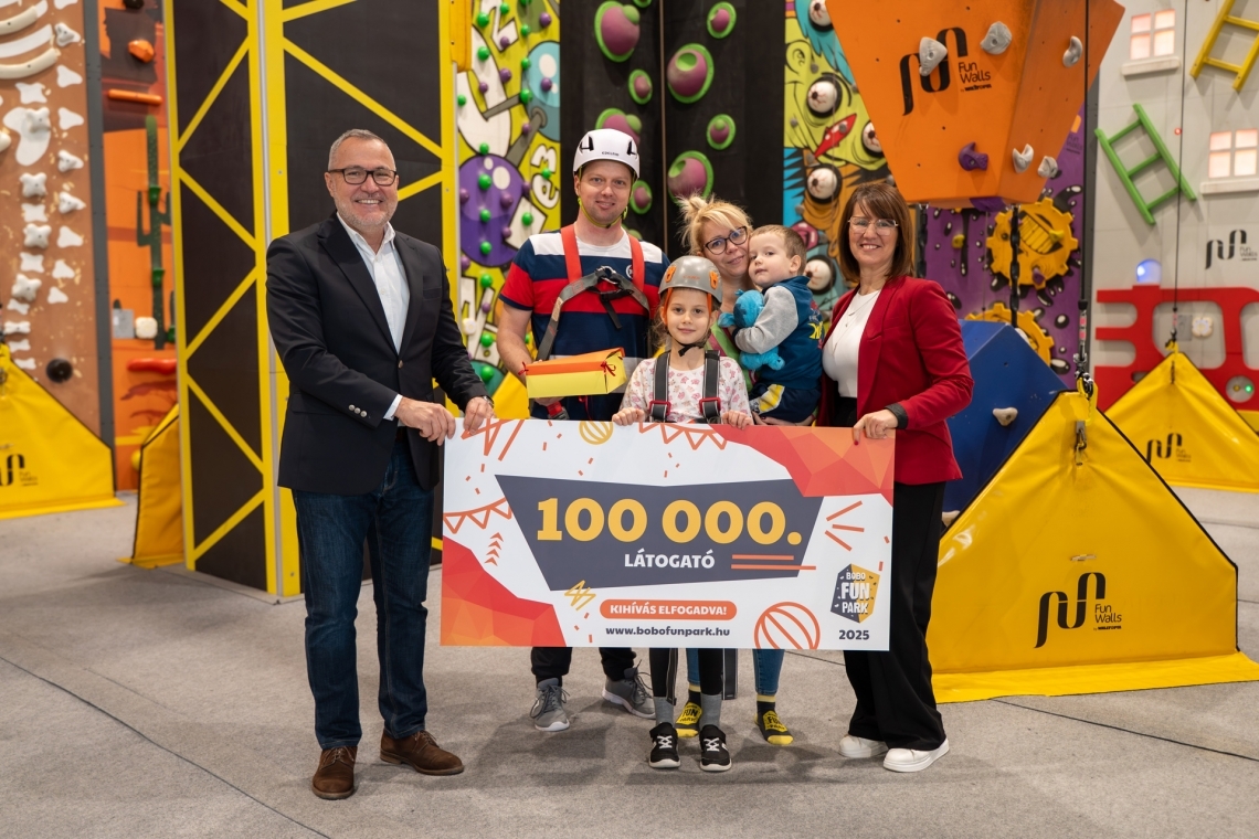 A 100 000. látogatónkat ünnepeltük!