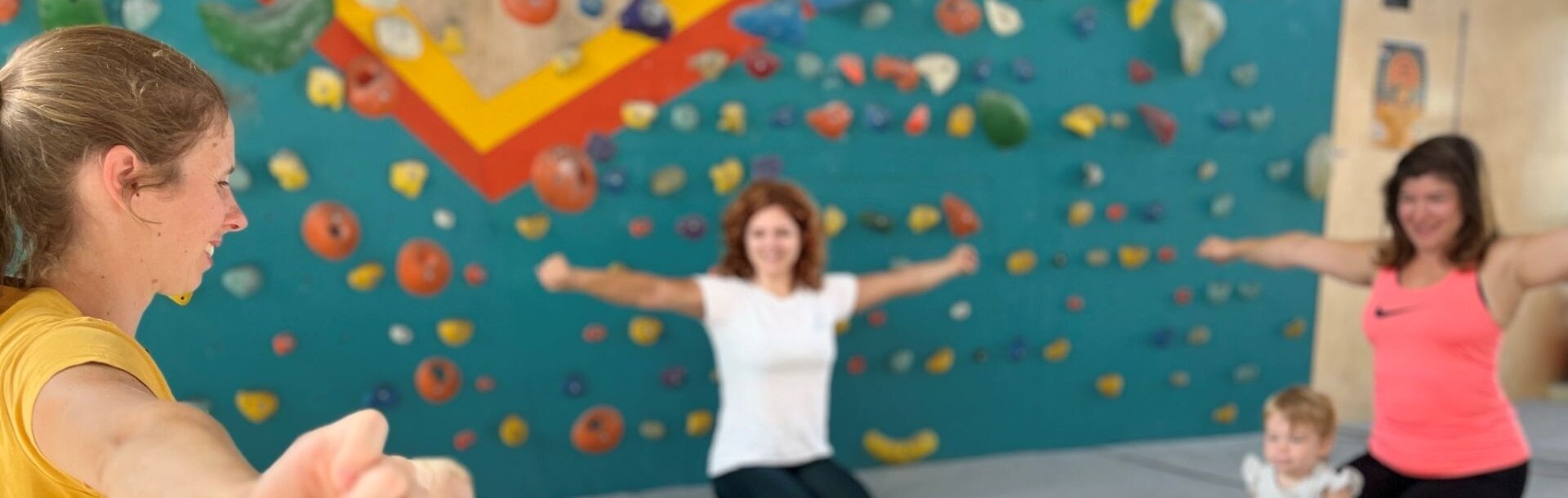 Anyapárduc - Szülés utáni regeneráló falmászás