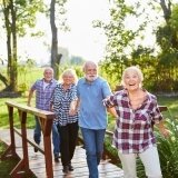 Kirobbanó novemberi senior akció fürdőbelépővel