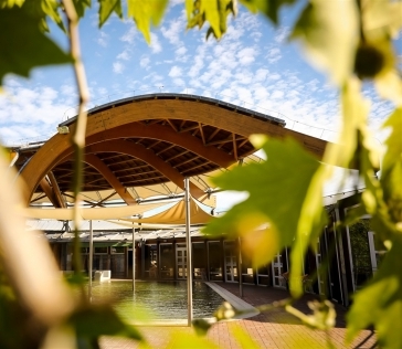 Csúszda- és medencekarbantartás