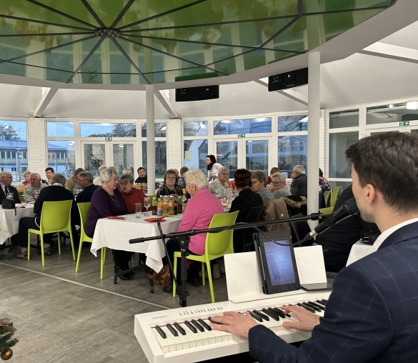 Nyugdíjas kollégáinkat köszöntöttük