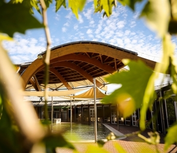 Csúszda- és medencekarbantartás