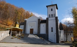 Fallóskút