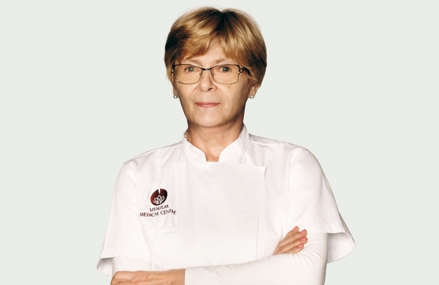 Dr. Veronika Moll