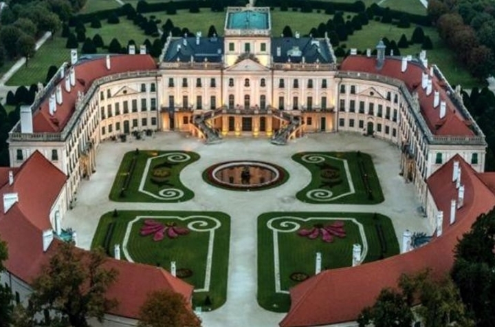Eszterházy Schloss - Fertőd