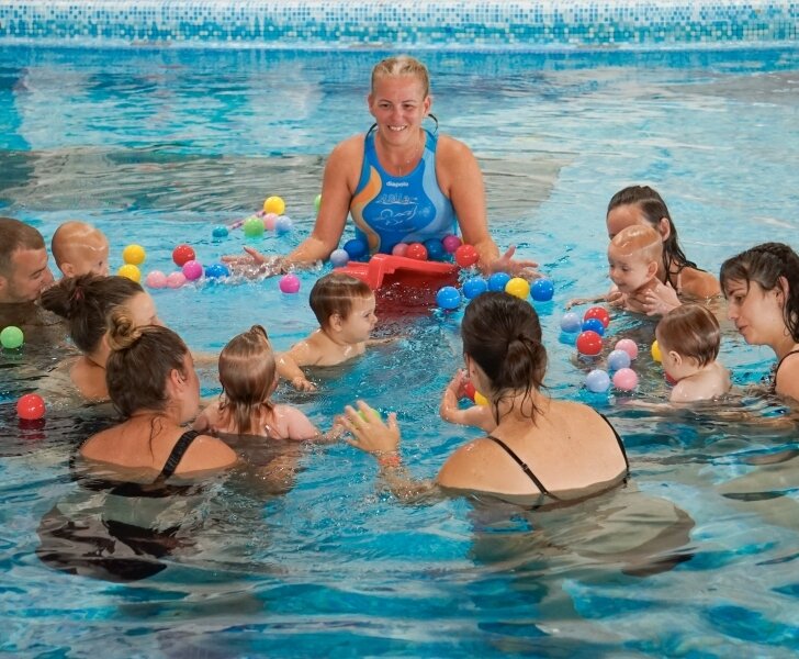 Stoller Babaúszó Tábor