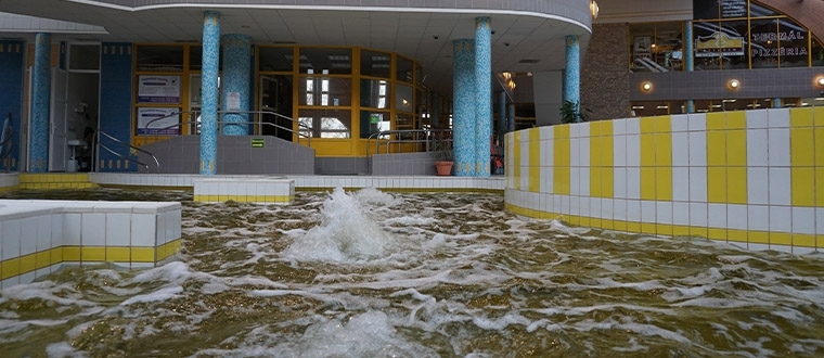 Gyógyfürdő a Tisia Hotel szomszédságában: a gyógyvíz jótékony hatásai
