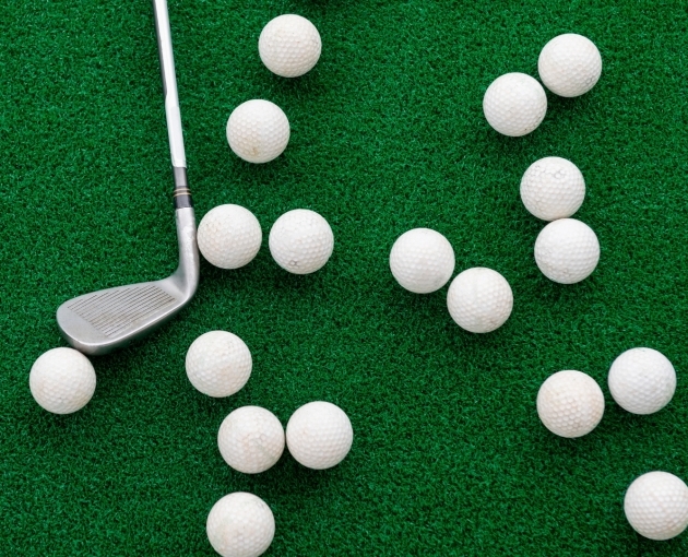 MINI GOLF