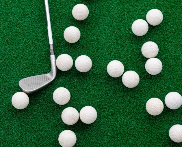 MINI GOLF
