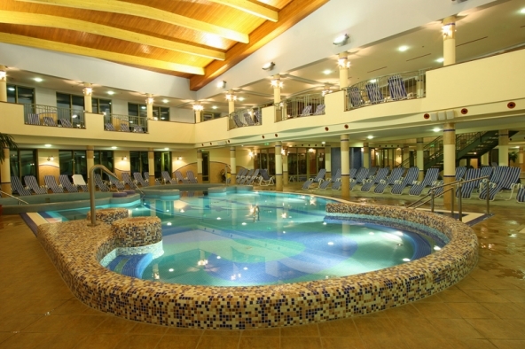 Cleaning works of the indoor pools in 2019