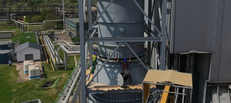 Az acélkémények  és technológia berendezések szakértője