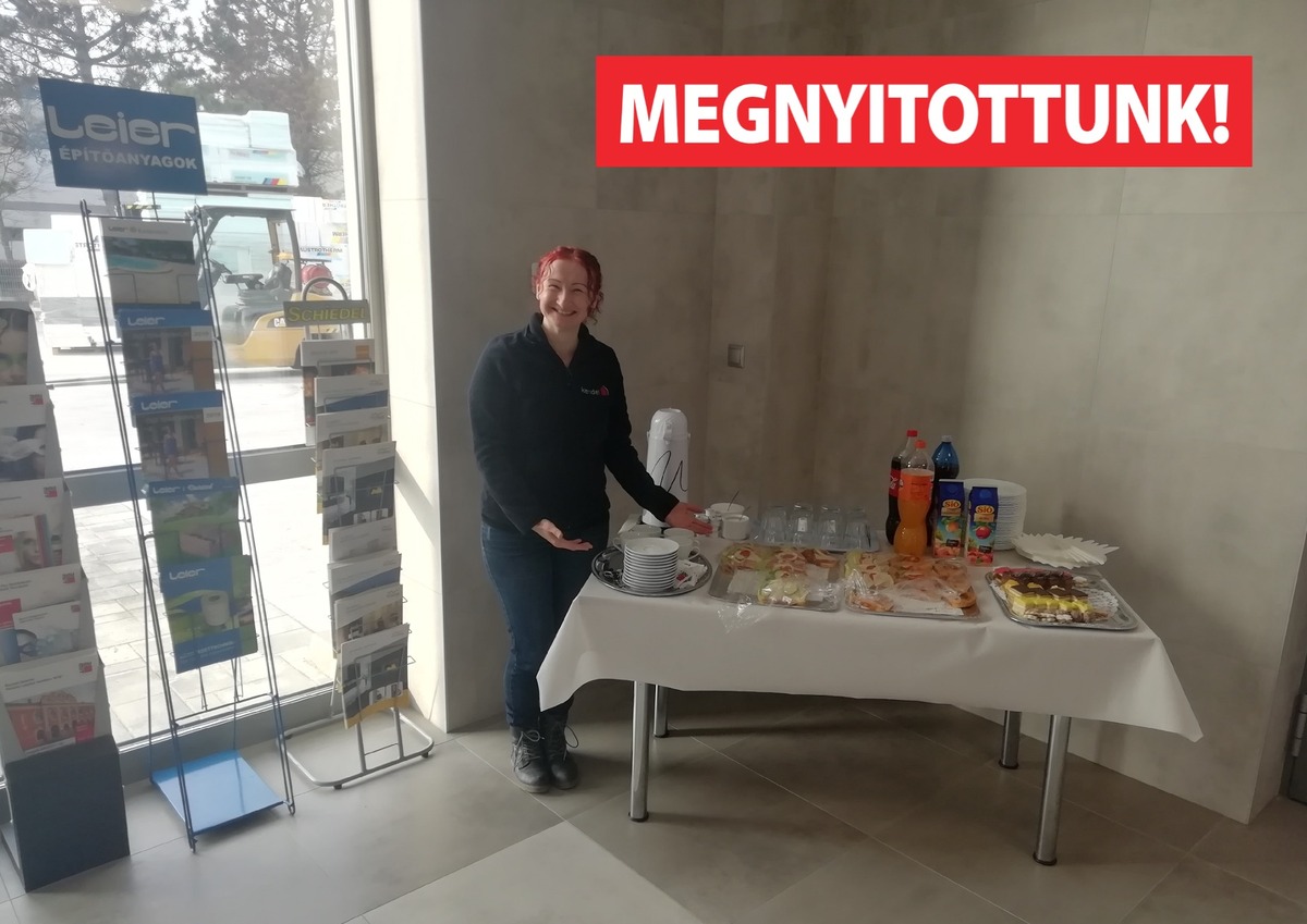 megnyitottunk