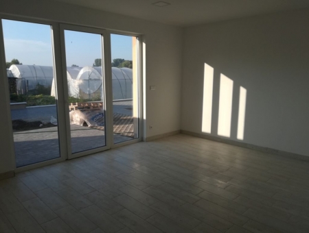 F-6. lakás, III. épület (Székesfehérvár, Móri út 146.) - Értékesítés: +36 30 9390 959