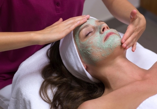 Biola Organic Aronia – Anti-Aging Facial 60'