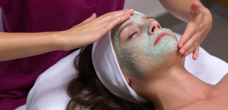 Biola Organic Aronia – Anti-Aging Facial 60'