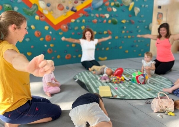 Anyapárduc - Szülés utáni regeneráló falmászás