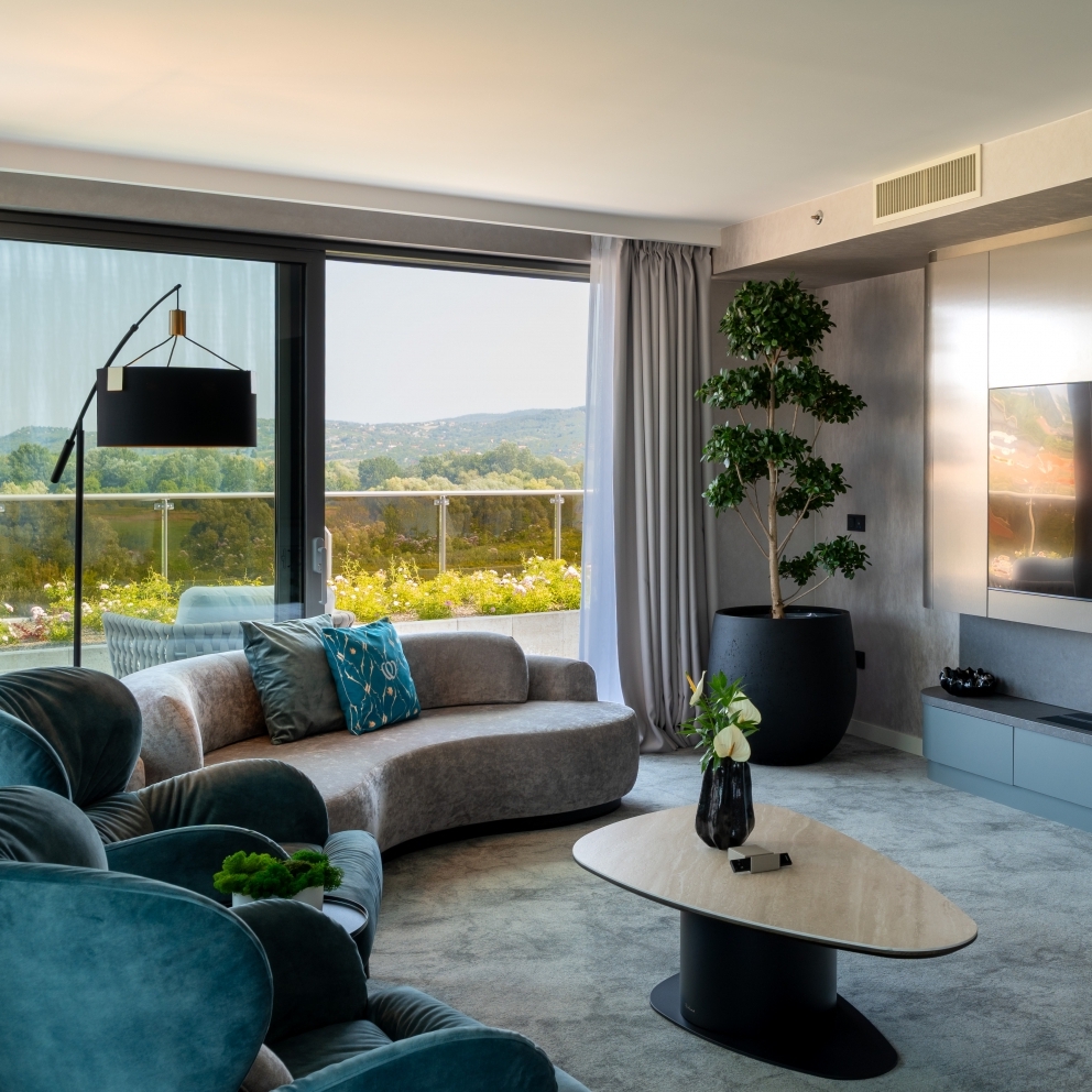 Royal Penthouse Suite