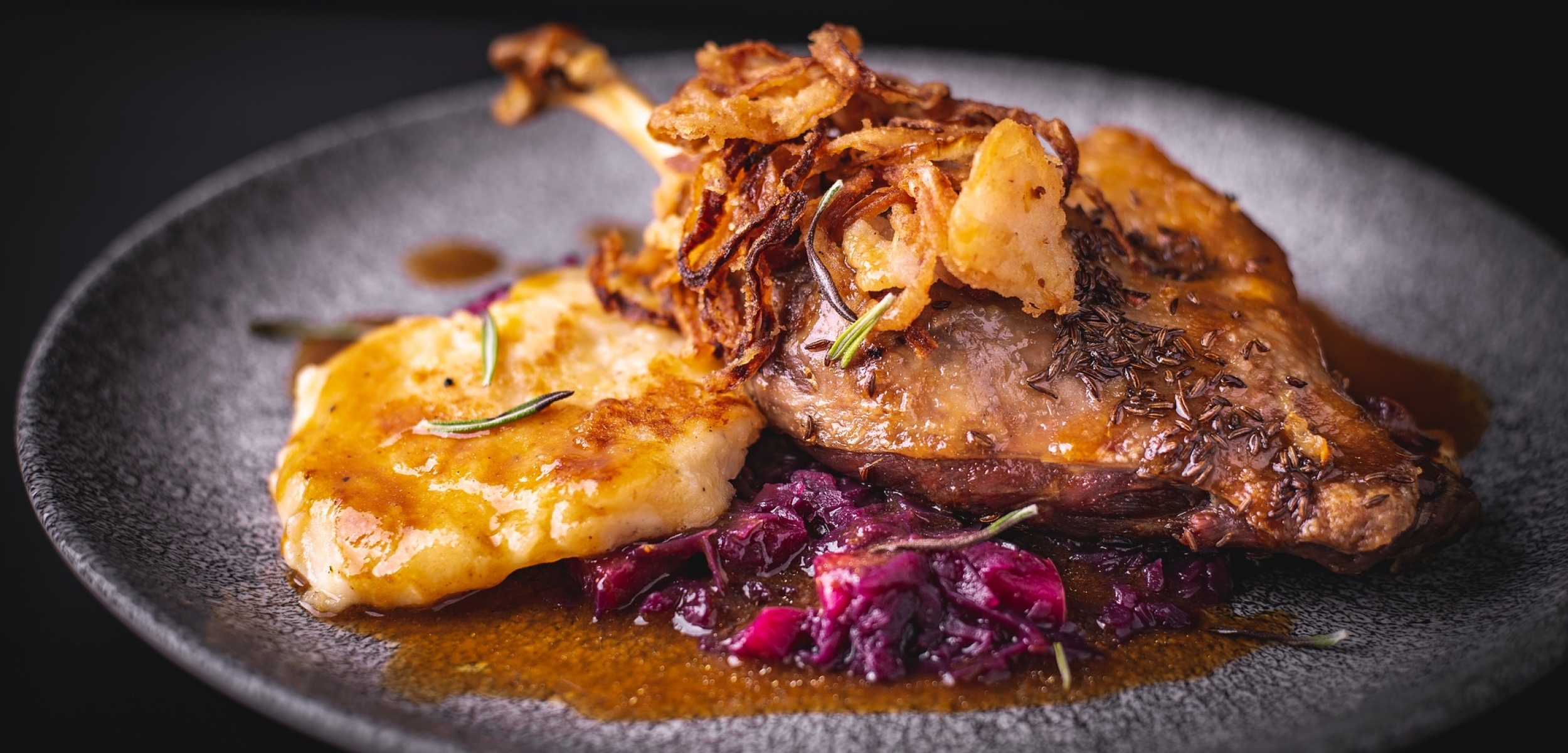 Martins-Gans-Essen mit Weinbegleitung