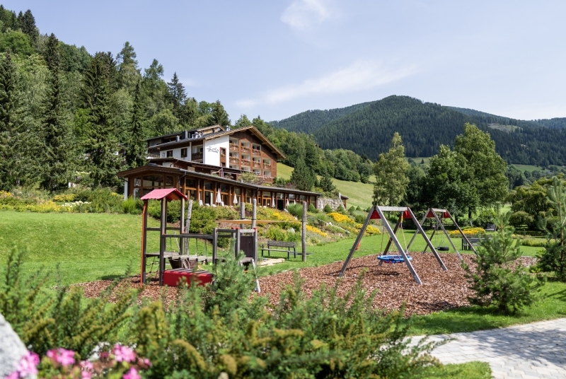 Nyári kikapcsolódás újratöltve – Élmények Bad Kleinkirchheimból Nyári kikapcsolódás újratöltve – Élmények Bad Kleinkirchheimból