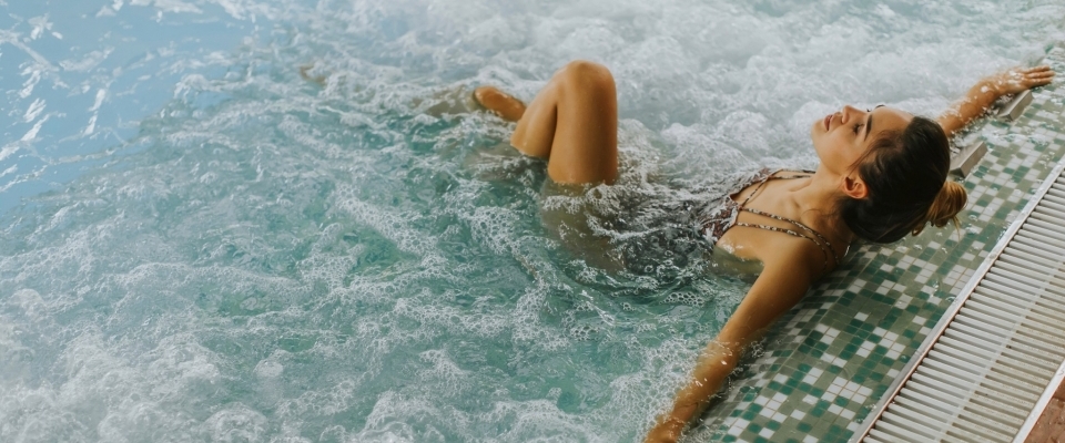 Miért jó néha unatkozni? A gyógyvízben különösen sokat ad a semmittevés