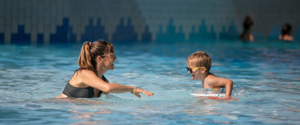 Irány a gyerekbarát fürdő! - A családi nyaralás hatása a gyerekekre