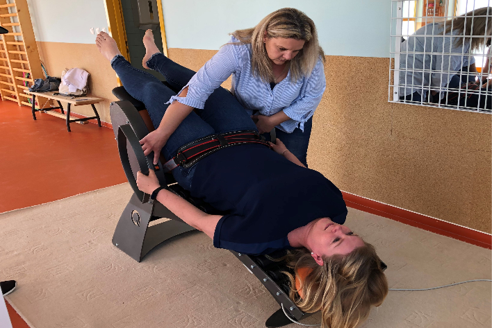 Spinal treatment with a special stretch chair