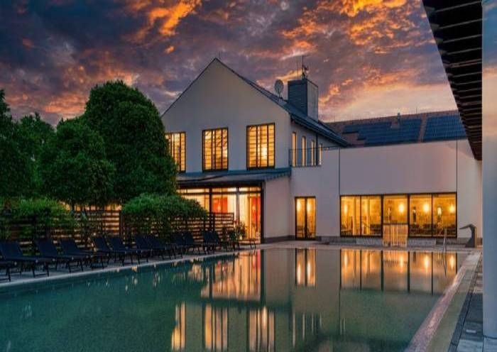 Négycsillagos nyugalom, vízparti harmóniában - Az Utazómajom cikke a Tisza Balneum Hotel****-ről