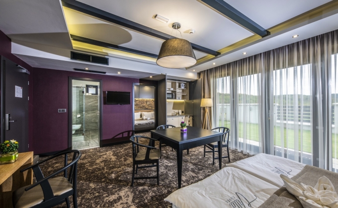 Villa Cuvée Egerszalók - Vörösboros családi szoba