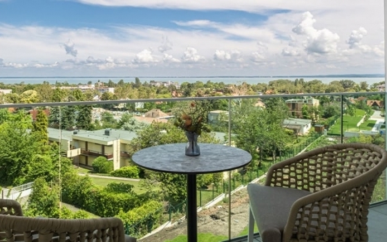 A balatoni nyár esszenciája – ezt kínálja a Hotel Vinifera