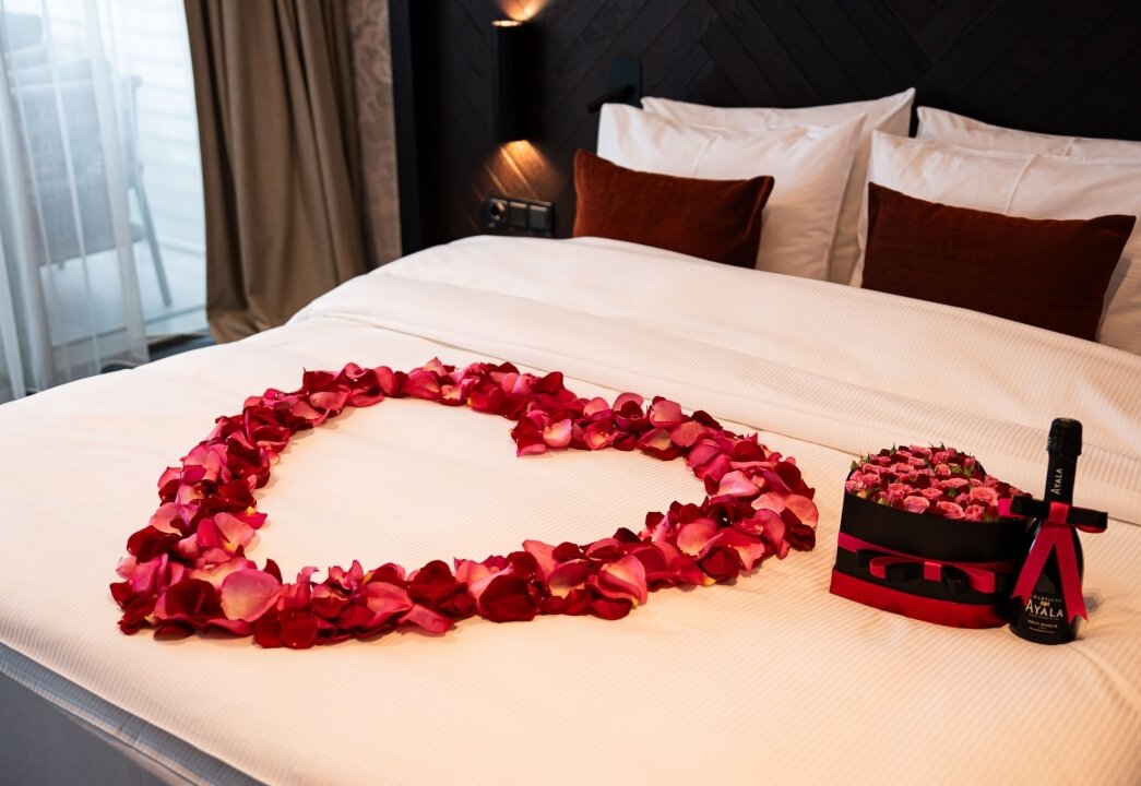 Vinifera & Valentin - Love on the Menu