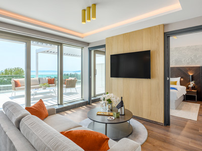 Rooms & suites